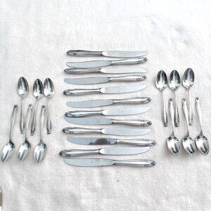 WALLACE STERLING SILVER SPOONS & KNIVES - 24 TOTAL PIECES - STRADIVARI PATTERN